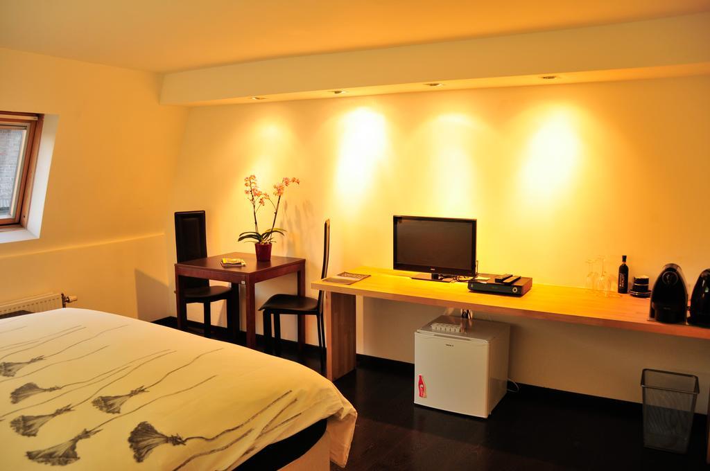 Bed and Breakfast Logies Zen Aan Zee Ostenda Pokój zdjęcie