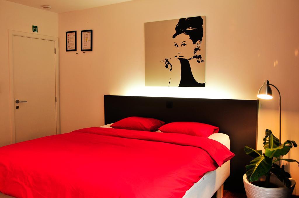 Bed and Breakfast Logies Zen Aan Zee Ostenda Pokój zdjęcie